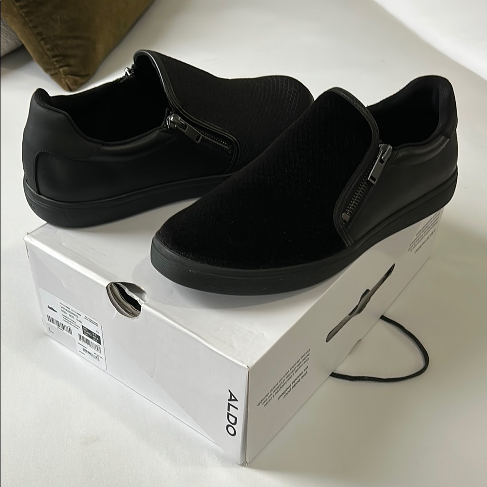 ALDO Men's Black Slip-On/Zipper Dress Shoes

#Vans
#Authentic